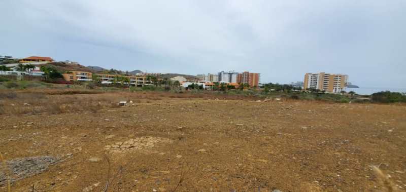 Terreno en Playa Moreno