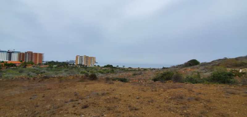 Terreno en Playa Moreno